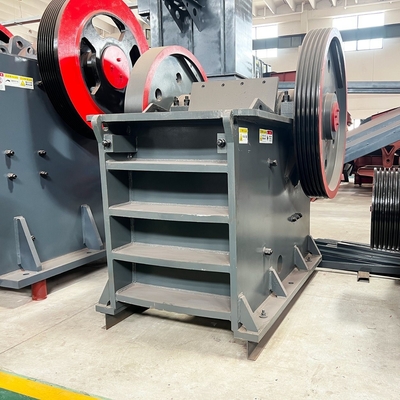 PE600X900 Πρωτογενής μηχανή συντρίψεως για το βάζαλτ του ασβεστόλιθου του γρανίτη σε τυποποιημένο μέγεθος