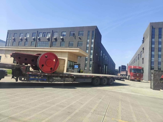 100900.000kg Πακέτο Ακαθάριστο βάρος Σπαστικό σαγόνι για πέτρα Συσσωρευτική πέτρα Γρανίτης ασβεστόλιθος