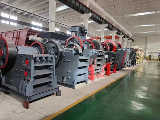 Σπαστικό μετάλλιο PE600*900 Σπαστικό σαγόνι για μεγέθη εισόδου 600*400mm και προηγμένη τεχνολογία