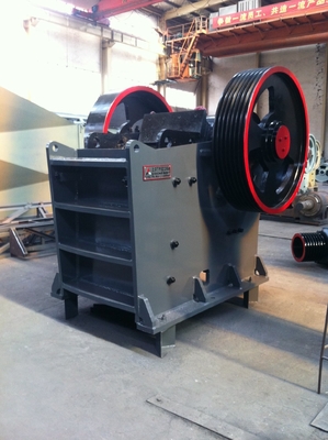 5-800tph Stone Jaw Crusher για υλικά μεταλλεύματος και απόδοση