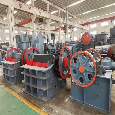 55-75kw κινητήρα ισχύος ασβεστόλιθος 600 * 900 σαγόνι συντρίμμιο με 1 έτος μετά την πώληση Υπηρεσία