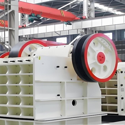Προσαρμογή Quarry Jaw Crusher Ore Rock Crushing Plant με και 90-400kw ισχύος κινητήρα