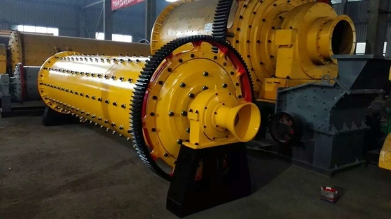 Μηχανικός Αναθέτει 10-100tph Ore Ball Mill από με ταχύτητα περιστροφής 18-37kw